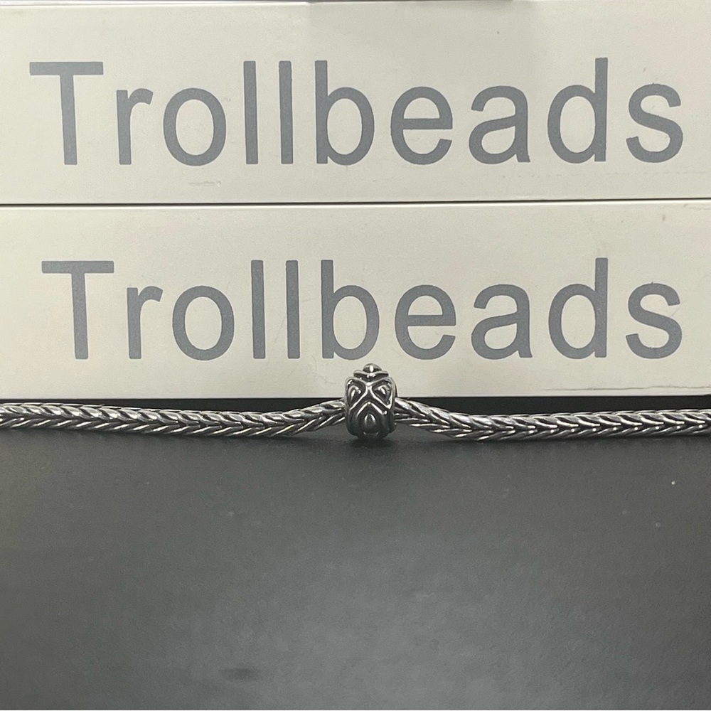 Trollbeads Retired Angles, Triangles Bead- 11136